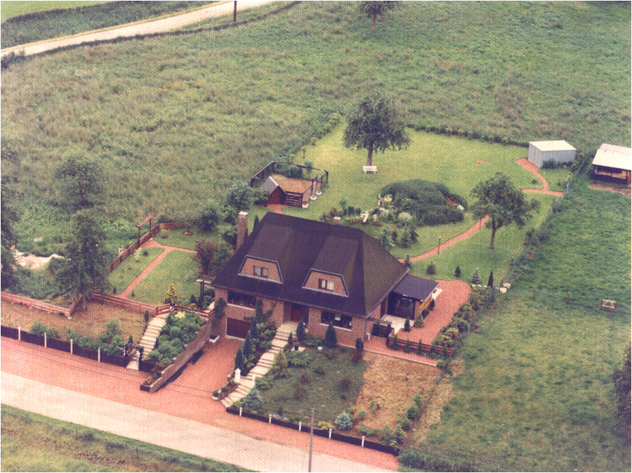 BK-Mediendesign & Konzeption - das Vaterhaus von Bernd Kornek 1984 mit Grundstcken in Hombourg/ Belgien